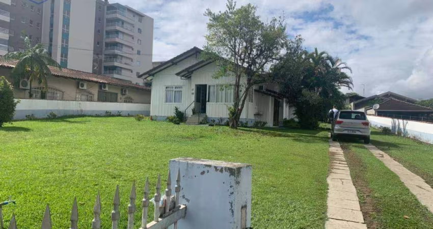 Excelente terreno próprio para incorporação totalmente plano e livre de enchentes, com 5.525,36 de área total e cerca de 4.700,66m2 de área útil,