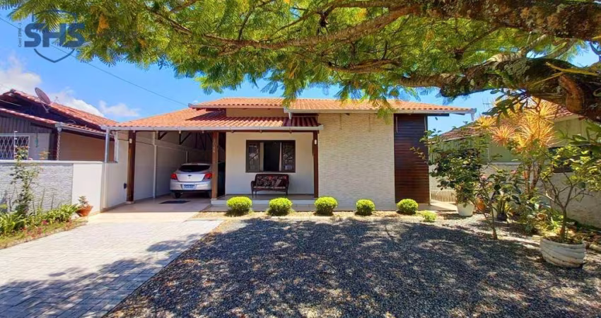 Casa com 4 dormitórios à venda, 170 m² por R$ 990.000,00 - Itacolomi - Balneário Piçarras/SC