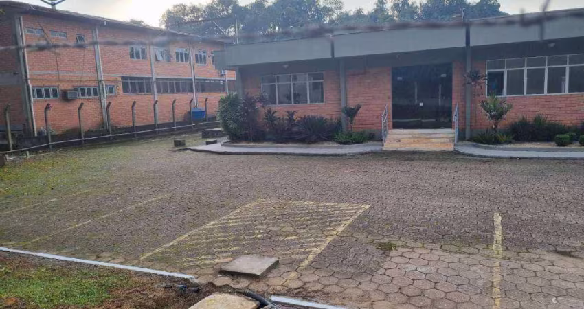 Galpão/Depósito/Armazém e 6 banheiros para Alugar, 4900 m²