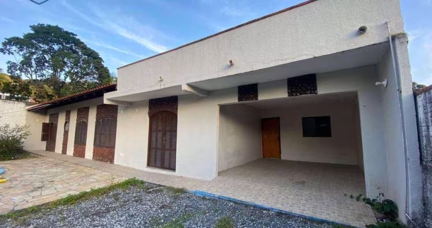 Casa com 4 dormitórios à venda, 160 m² por R$ 900.000,00 - Garcia - Blumenau/SC