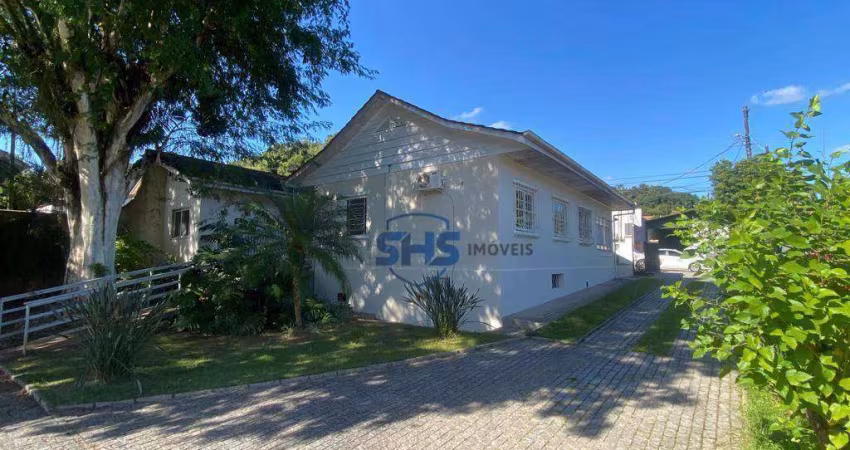 Casa com 3 dormitórios à venda, 177 m² por R$ 1.200.000,00 - Garcia - Blumenau/SC