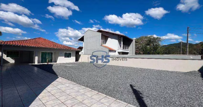 Casa com 4 dormitórios para alugar, 260 m² por r$ 5.600,00/mês - velha - blumenau/sc