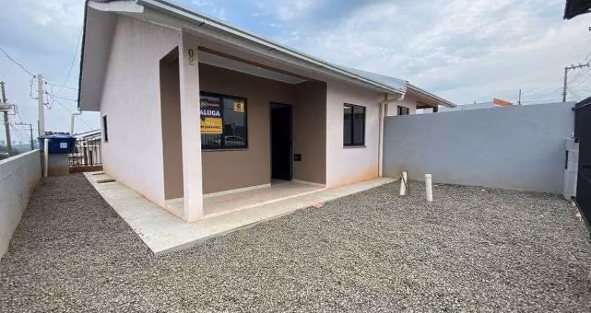 Casa com 2 quartos para alugar na Rua Luiz Damaren Filho, Efapi, Chapecó