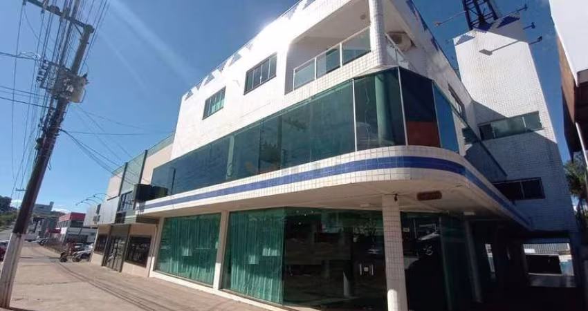 Sala comercial com mezanino