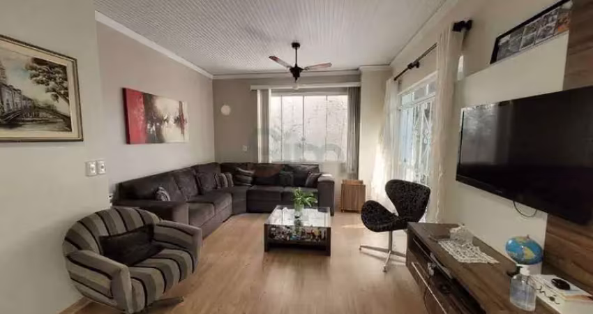 Casa com 2 quartos para alugar na Avenida Senador Attilio Francisco Xavier Fontana, Efapi, Chapecó