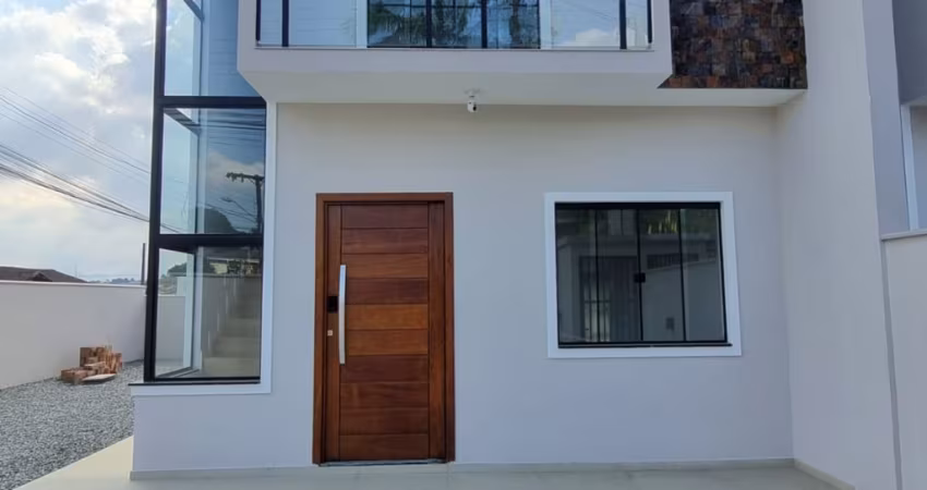 Casa Nova e tecnológica com 3 quartos e 3 banheiros!