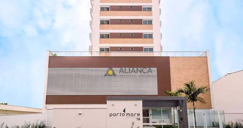 Apartamento Residencial à venda, Centro, Itajaí - AP0450.