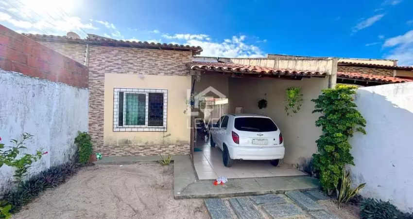 Casa com 2 quartos à venda na Rua 6, 78, Divineia, Aquiraz