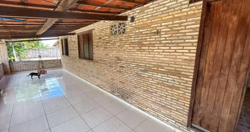 Casa com 3 quartos à venda na Rua Campestre da Serra, 18, Prainha, Aquiraz