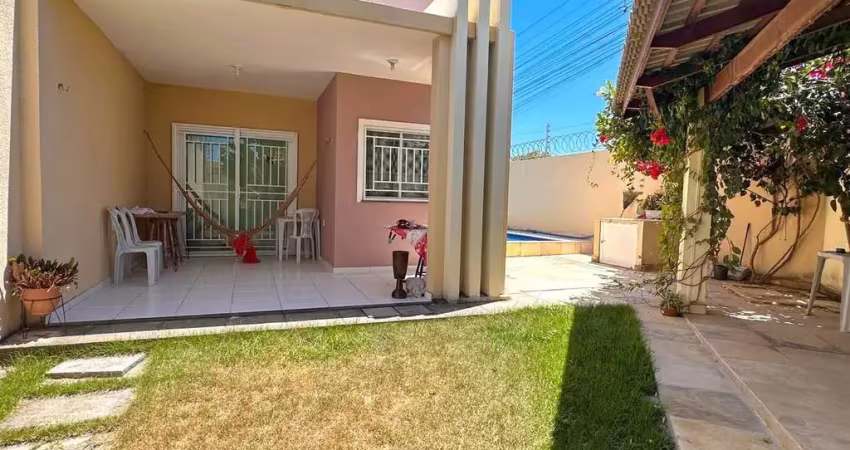 Excelente casa com piscina a venda na divineia - aquiraz.