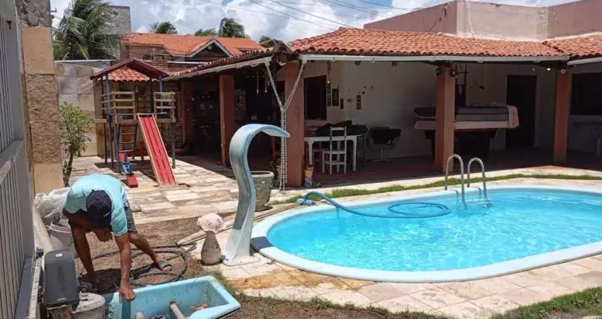 Casa com 4 quartos à venda na Praia do Presidio, Aquiraz 