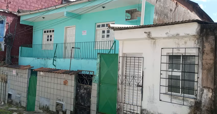 Casa com 3 quartos à venda na Caminho 71-Quadra D, Cajazeiras, Salvador