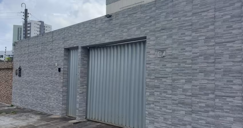 Linda casa com piscina na Iputinga próximo a UFPE