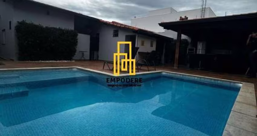 Casa para Venda em Uberlândia, Cidade Jardim, 3 dormitórios, 2 suítes, 1 banheiro, 4 vagas