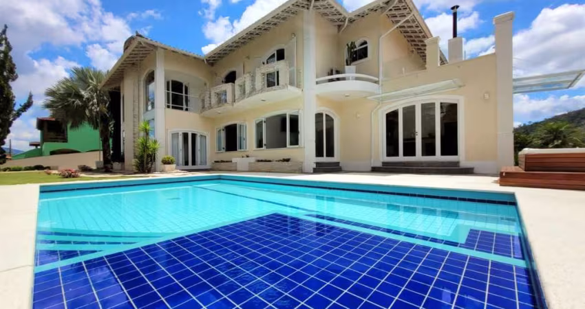 Casa com 4 quartos à venda, 600 m² por R$ 3.700.000 - Tijuca - Teresópolis/RJ