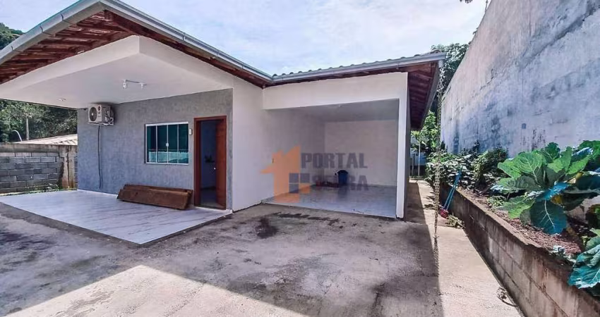 Casa linear com 3 quartos à venda, 117 m² por R$ 580.000 - Albuquerque - Teresópolis/RJ