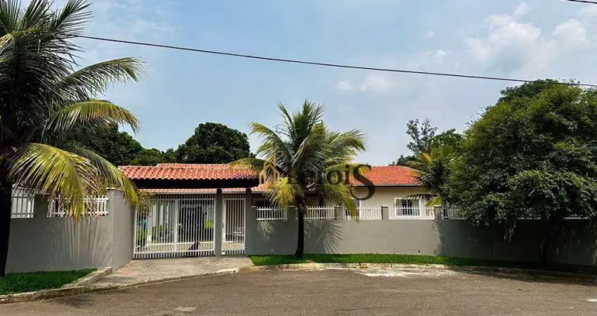 Chácara com 3 dormitórios à venda, 1400 m² por R$ 1.380.000,00 - Condomínio Zuleika Jabour - Salto/SP