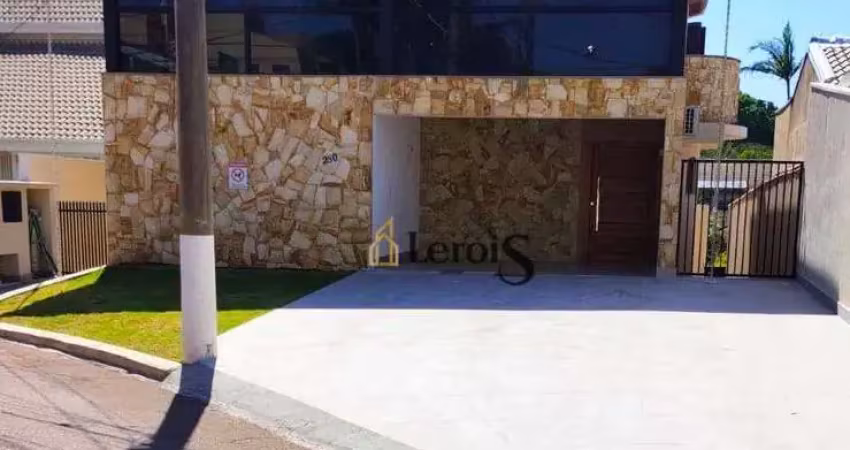 Casa com 5 dormitórios à venda, 400 m² por R$ 1.800.000,00 - Condomínio Portella - Itu/SP