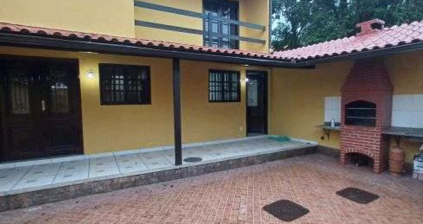 Casa de 3 quartos com 130m² vendendo no Bairro do Pechincha.