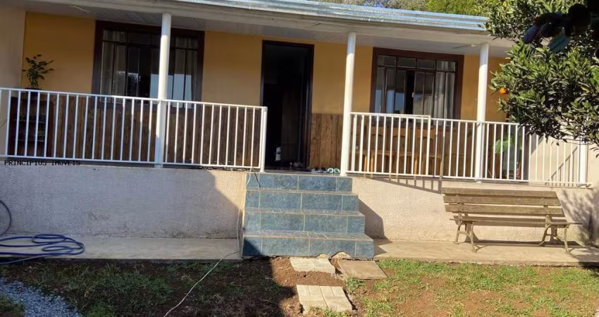 Casa para Venda em Campina Grande do Sul, JARDIM FLÓRIDA, 2 dormitórios, 1 banheiro, 4 vagas