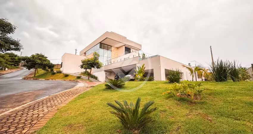 Casa alto padrão - condomínio gran royalle - confins codigo: 104697