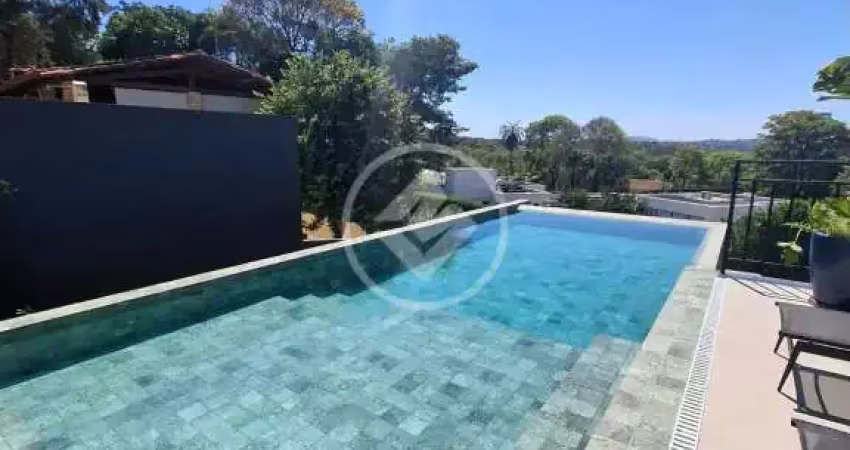 Casa cinematográfica com 4 suites / mybroker codigo: 148159