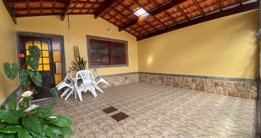 CASA 1 DORMITORIO COM CHURRASQUEIRA E 2 VAGAS PARA VENDA NA VILA CAIÇARA