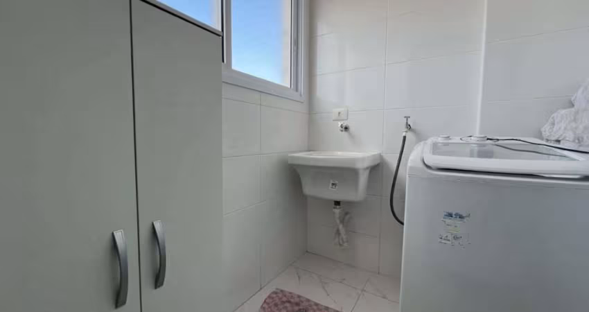 Apartamento para locação em Praia Grande-SP, bairro Caiçara: 2 quartos, 2 suítes, 2 salas, 3 banheiros, 2 vagas, 89m². Venha conferir!