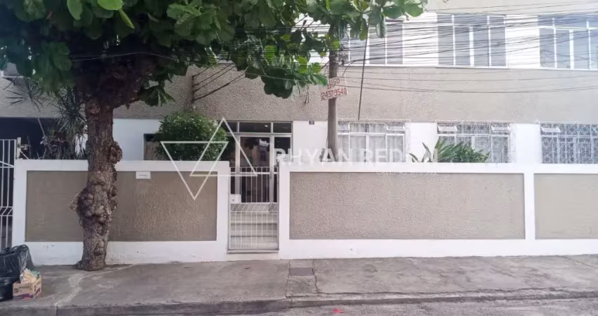 Apartamento exclusivo de 2 quartos, banheiro, 1 vaga, em condomínio fechado, em bento ribeiro