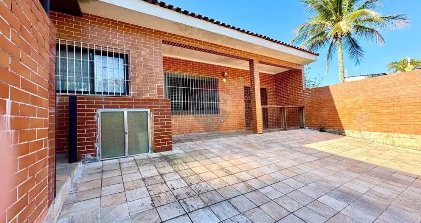 Casa para alugar em peruíbe: conforto e praticidade