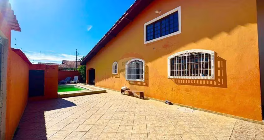 Casa com 3 quartos para alugar no Jardim Barra de Jangadas, Peruíbe 