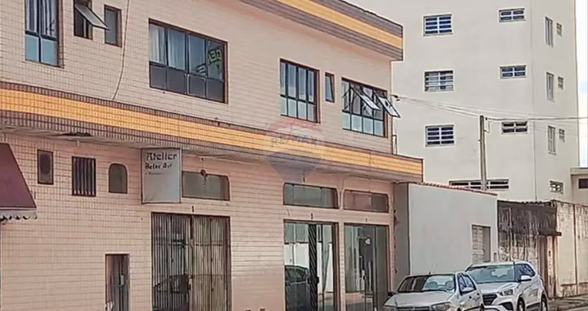 Sala comercial com 71 m², 2 banheiros e cozinha no centro de peruíbe – sp