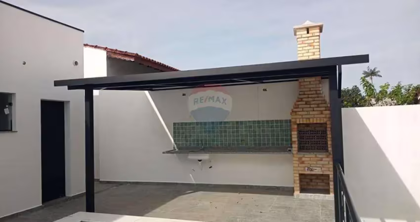 Linda casa com piscina e 3 suítes – oportunidade única!