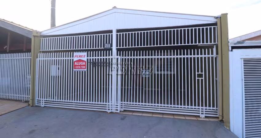 Casa com 3 quartos para alugar na Rua César Casarin, --, Santiago, Londrina