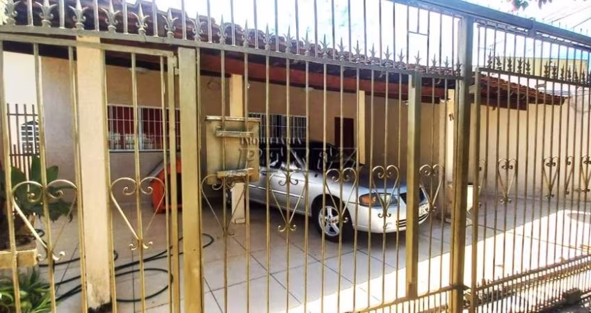Casa com 3 quartos à venda na Tapuias, --, Vila Casoni, Londrina