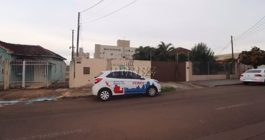 Casa com 3 quartos à venda na Rua Uruguai, --, Centro, Londrina
