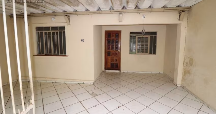 Casa com 3 quartos para alugar na ODILON BORGES DE CARVALHO, --, Jardim Shangri la, Londrina