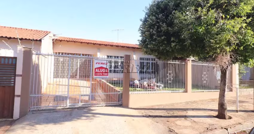 Casa com 3 quartos para alugar na Ana Stuart, --, Jardim Brasília, Londrina