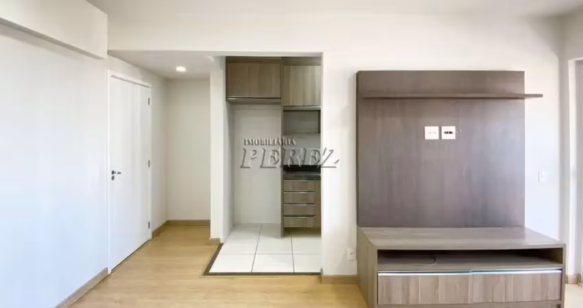 Apartamento com 3 quartos para alugar na Avenida Celso Garcia Cid, --, Vila Siam, Londrina