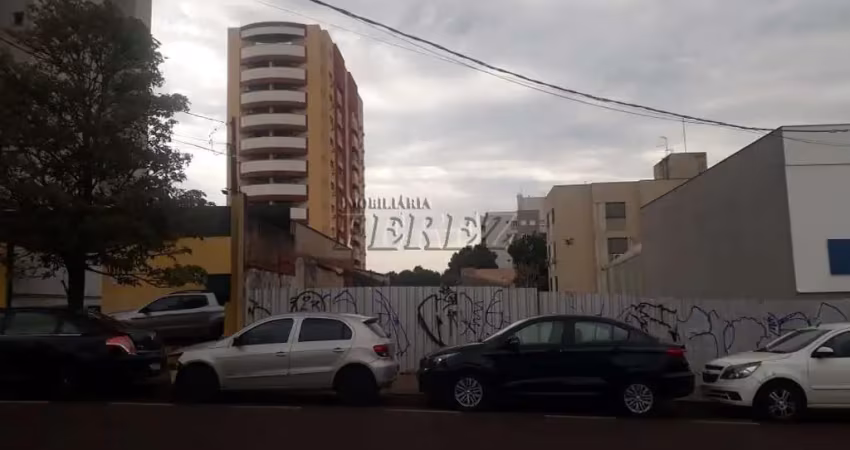 Terreno à venda na Avenida Duque de Caxias, --, Centro, Londrina