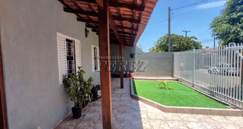 Casa com 3 quartos à venda na Antônio César Callero, --, Jardim Athenas, Londrina