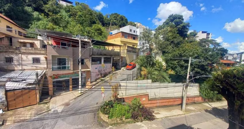 Apartamento à venda no bairro São Mateus, em Juiz de Fora - MG