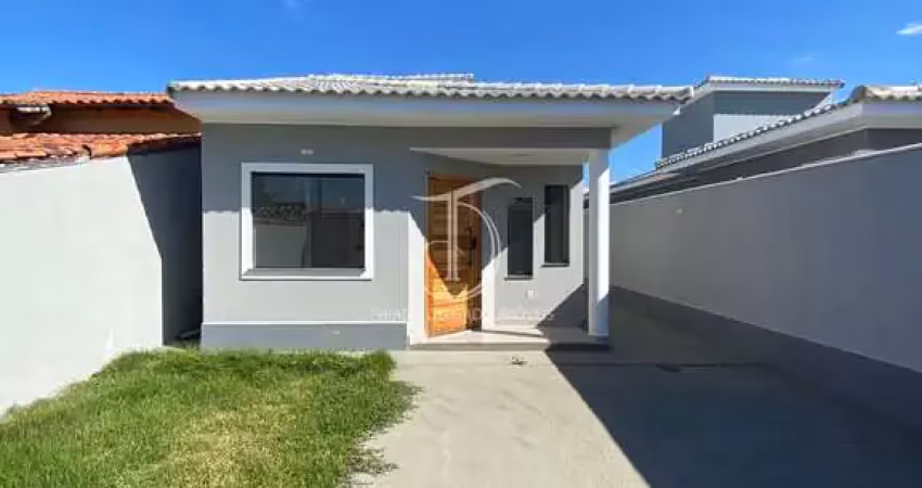 Casa à venda com 3 quartos, suíte e área gourmet – acabamento moderno!
