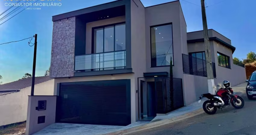 Excelente Casa à venda no Residencial Rotterdam em Bragança Paulista- SP.