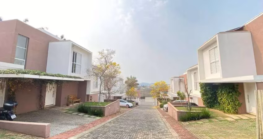 Village com 3 dormitórios à venda, 127 m² por R$ 1.200.000,00 - Jardim Paulista - Atibaia/SP