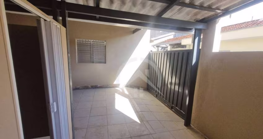 Casa com 3 dormitórios para alugar, 80 m² por R$ 2.788/mês - Centro - Atibaia/SP