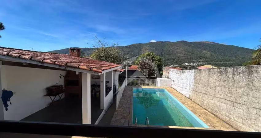Casa estilo chácara/chalé com 3 dormitórios para alugar, 180 m² por r$ 4.050/mês - vila petrópolis - atibaia/sp