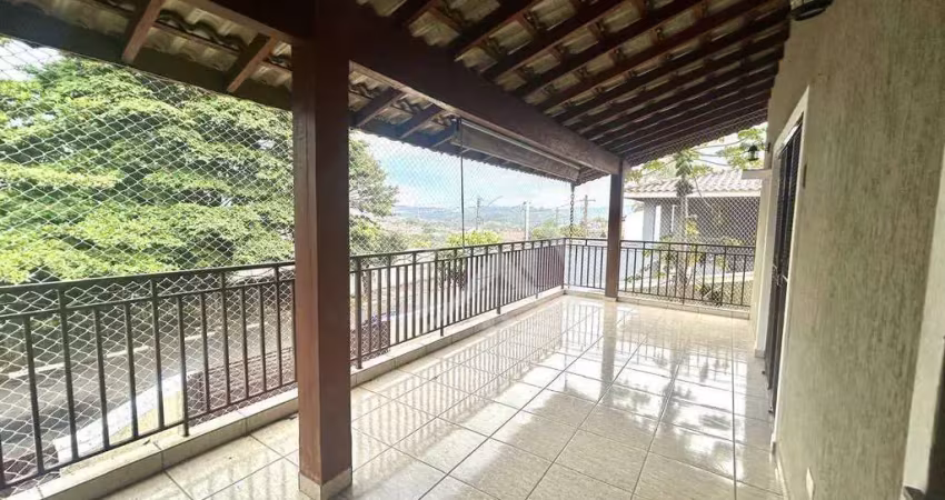 Sobrado com 3 dormitórios para alugar, 250 m² por r$ 6.500,00/mês - loanda - atibaia/sp