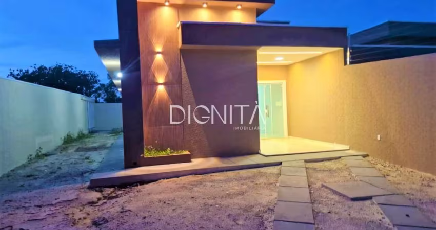 Casa Plana de Esquina  com 3 Dormitórios  - Aquiraz