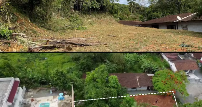 Excelente Terreno 12m x 38m - 608m² no Iririú